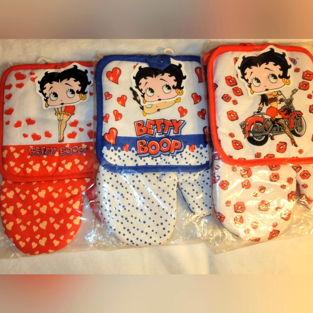 Bettyboop pot holder set